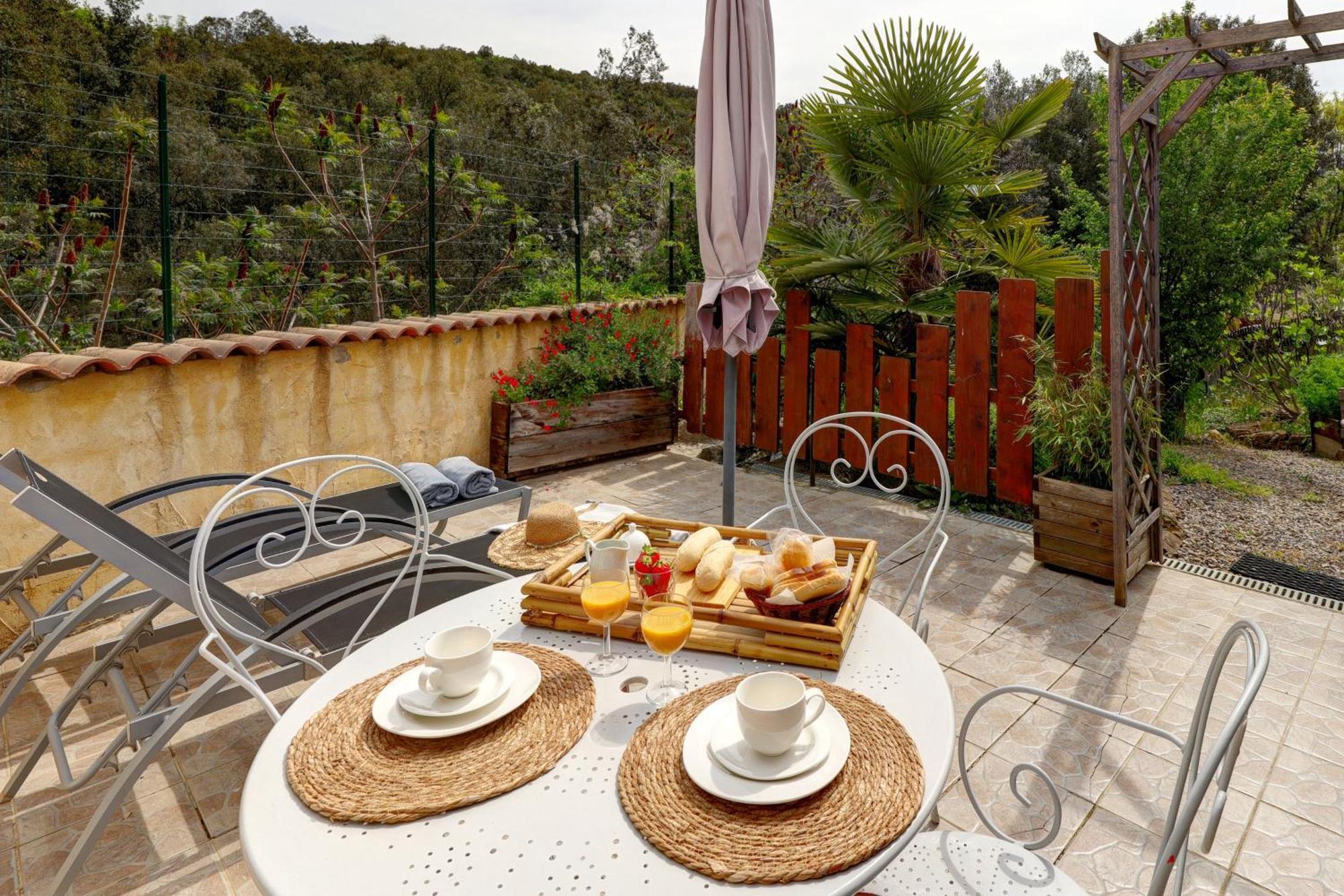 Les Jardins De Valaurie Hotel Anduze Exterior photo